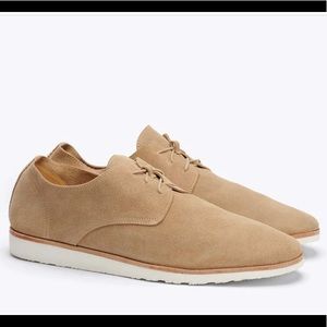 Suede travel shoes